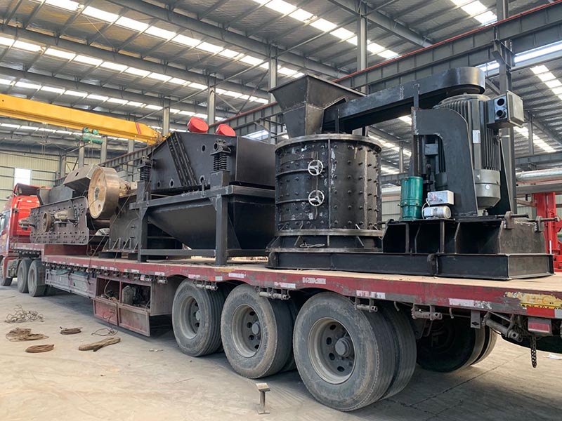 立式數(shù)控制砂機裝車發(fā)貨