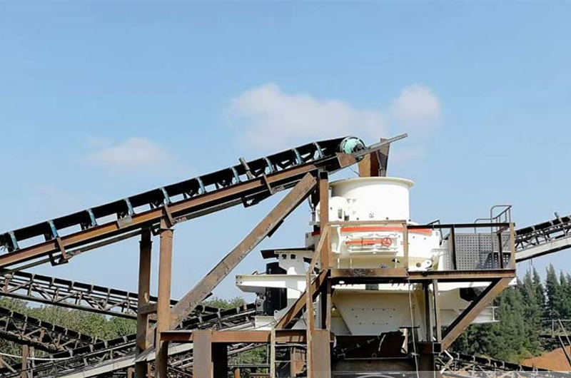 鵝卵石制砂機生產現場