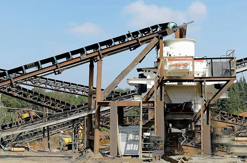 環(huán)保型沖擊式制砂機(jī)生產(chǎn)現(xiàn)場(chǎng)